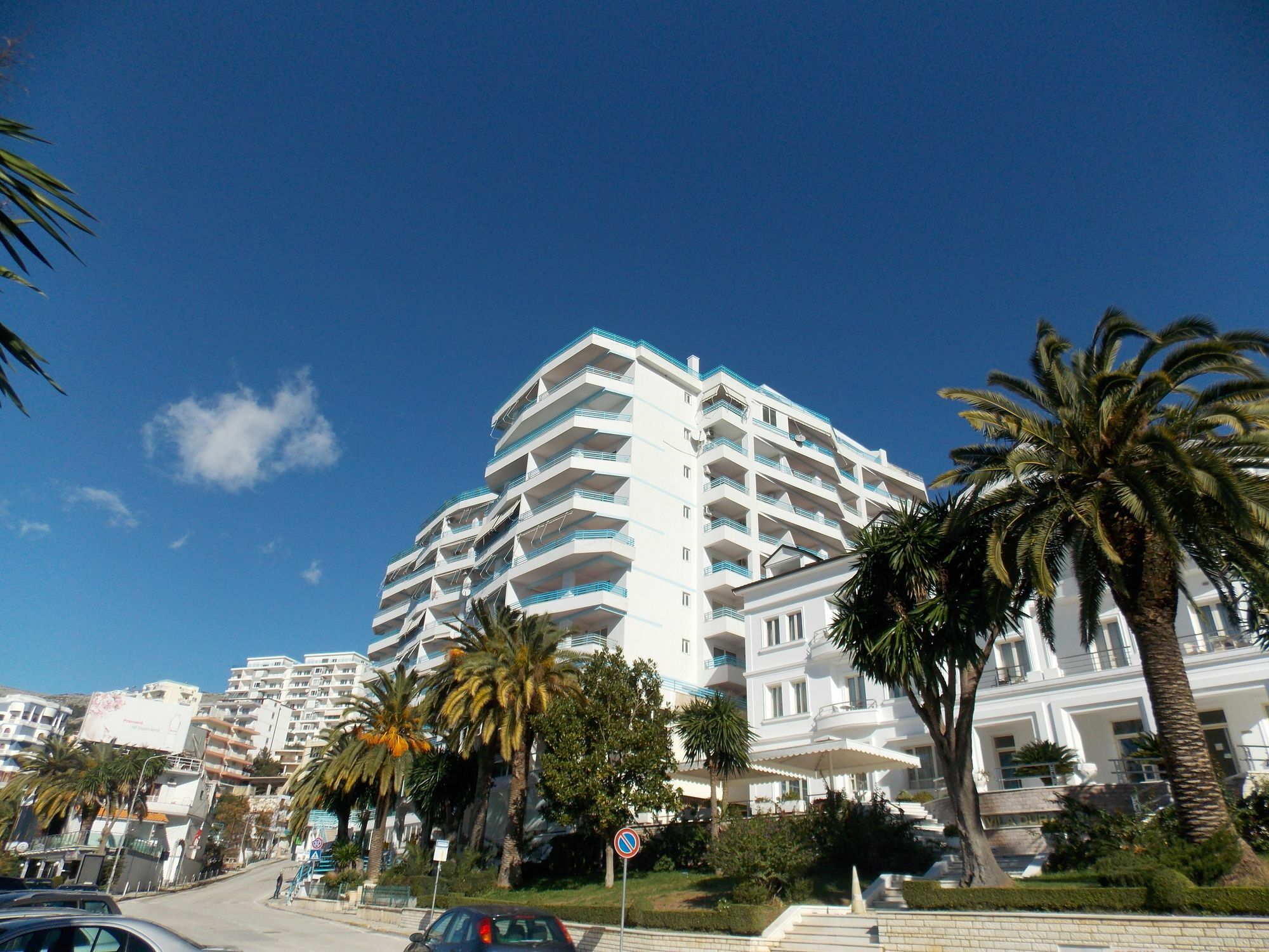 Hotel Serxho 3*